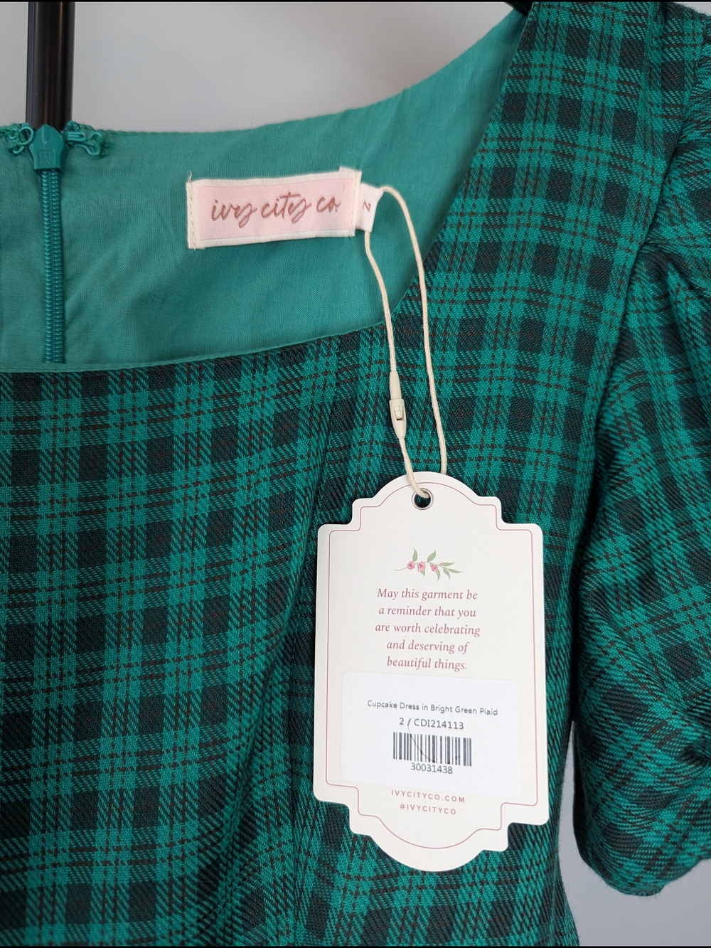 NWT Ivy City Co. Women’s Size 2 Green Plaid Puff Sleeve Cupcake Midi Dress - Picture 6 of 10